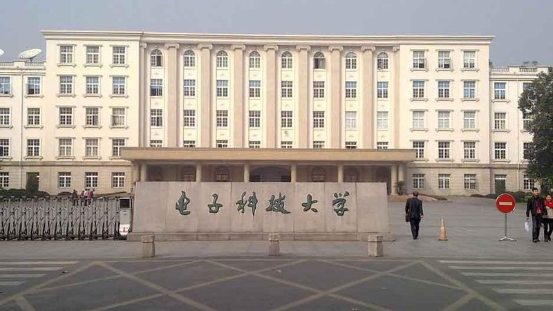 二极管选型：关键参数与适用场景解析**