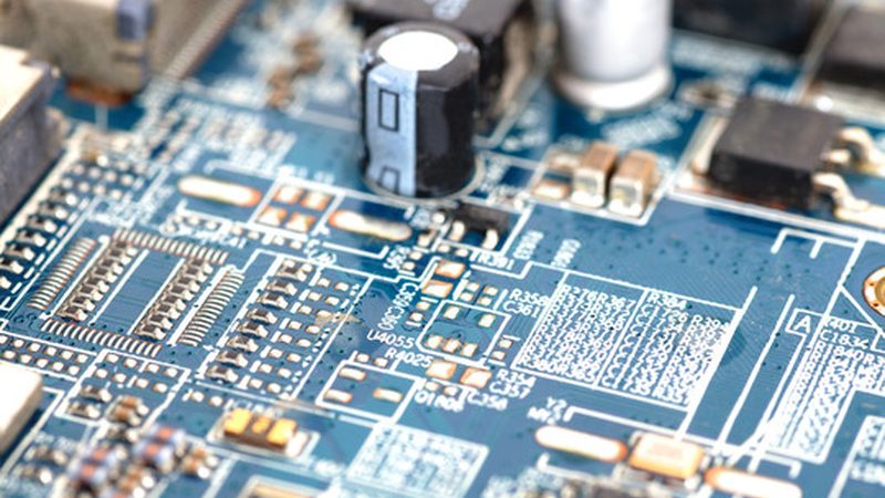 针对不同类别，可以分别对比以下指标：