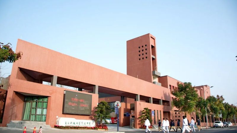 硬件定制开发：成都电子科技公司的核心竞争力